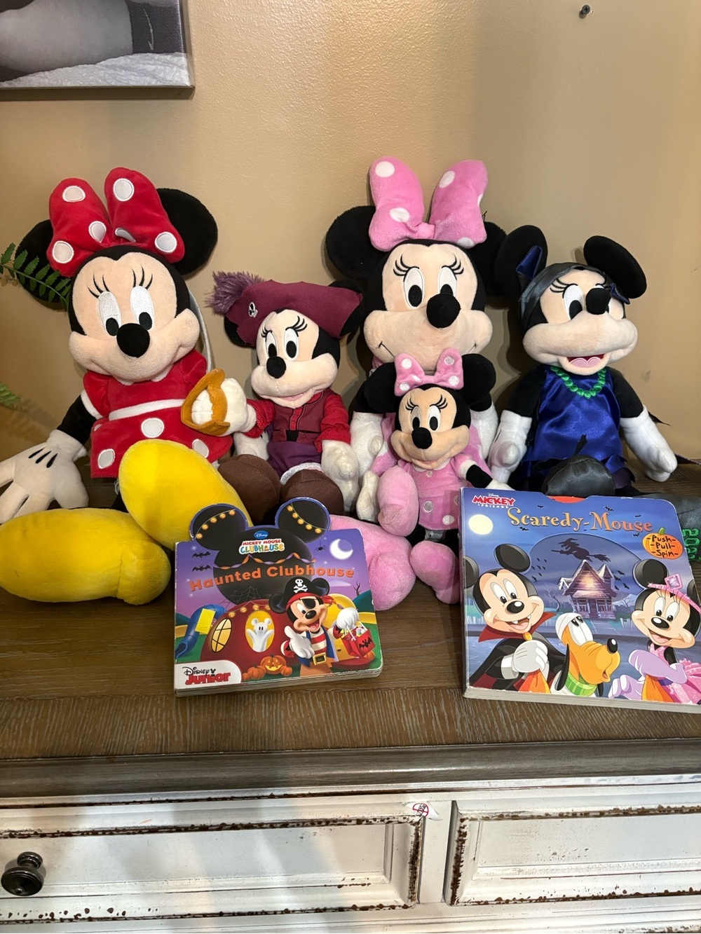 Disney -‎ Mickey Minnie Plush Set - Lot Of 5 Plushies. All Authentic Disney P17